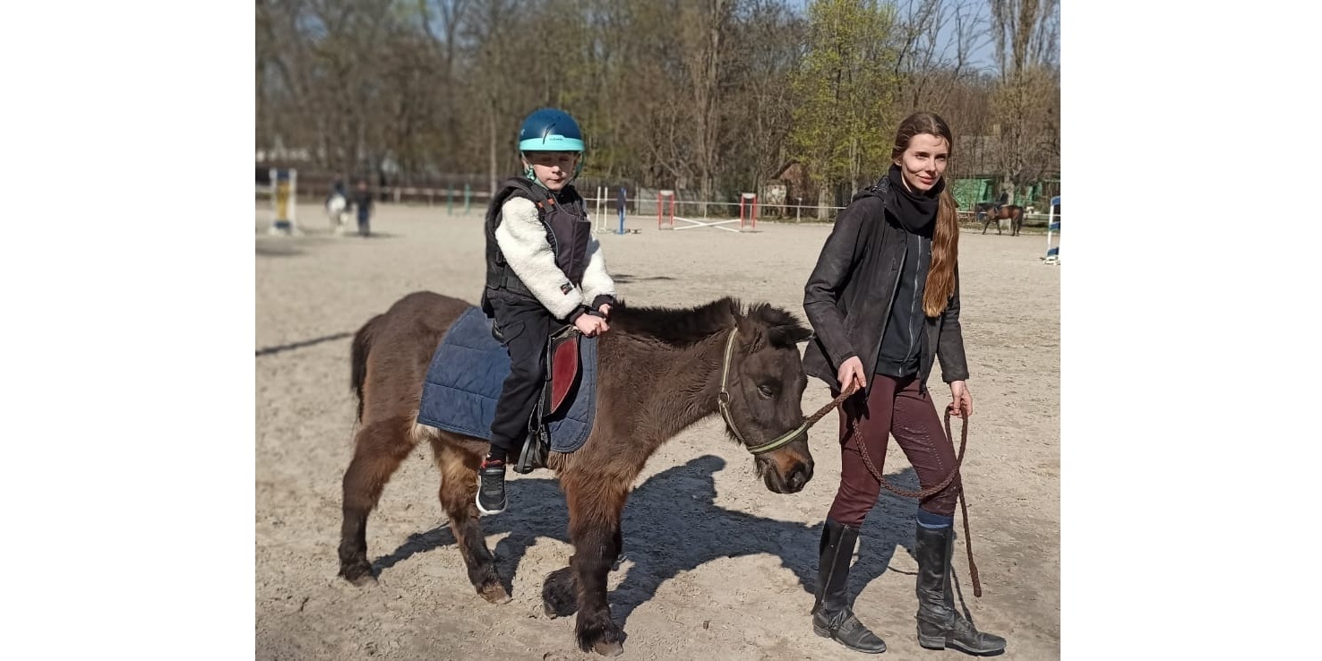 Kamarátime sa aj s malými koníkmi 20260318-WA0003 orez 1476x738.